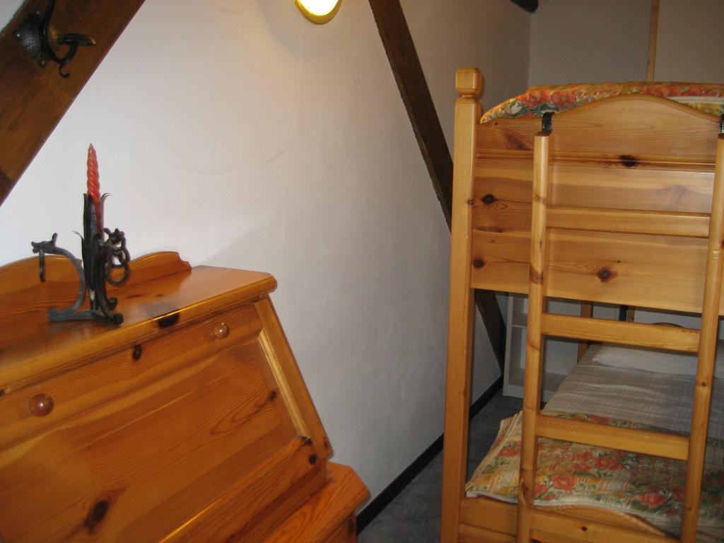 Casa Martini Mezzana (Trentino Alto Adige) Quarto foto